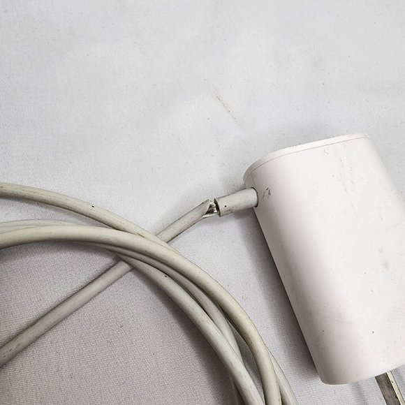 Google AC-1304 1 Port 1200Mbps Wireless Router #2 - Picture 4 of 7